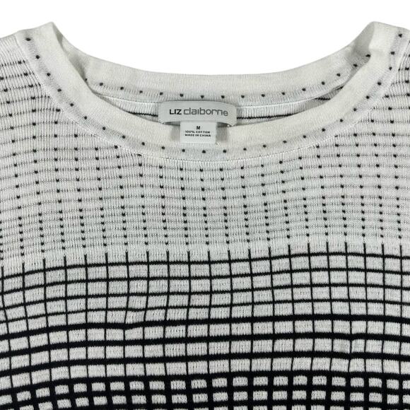 Liz Claborne - White / Black design Women's Sweater - Size: Medium - Picture 3 of 8